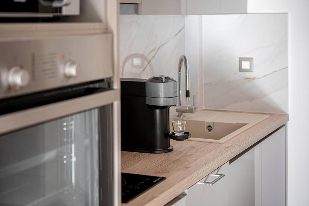 Angelo Luxury Apartment Chania  Bagian luar foto